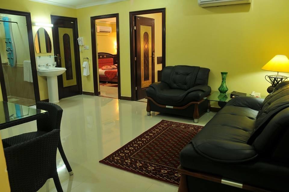 Urban Rose Hotel & Apartments Dar es Salaam Luaran gambar